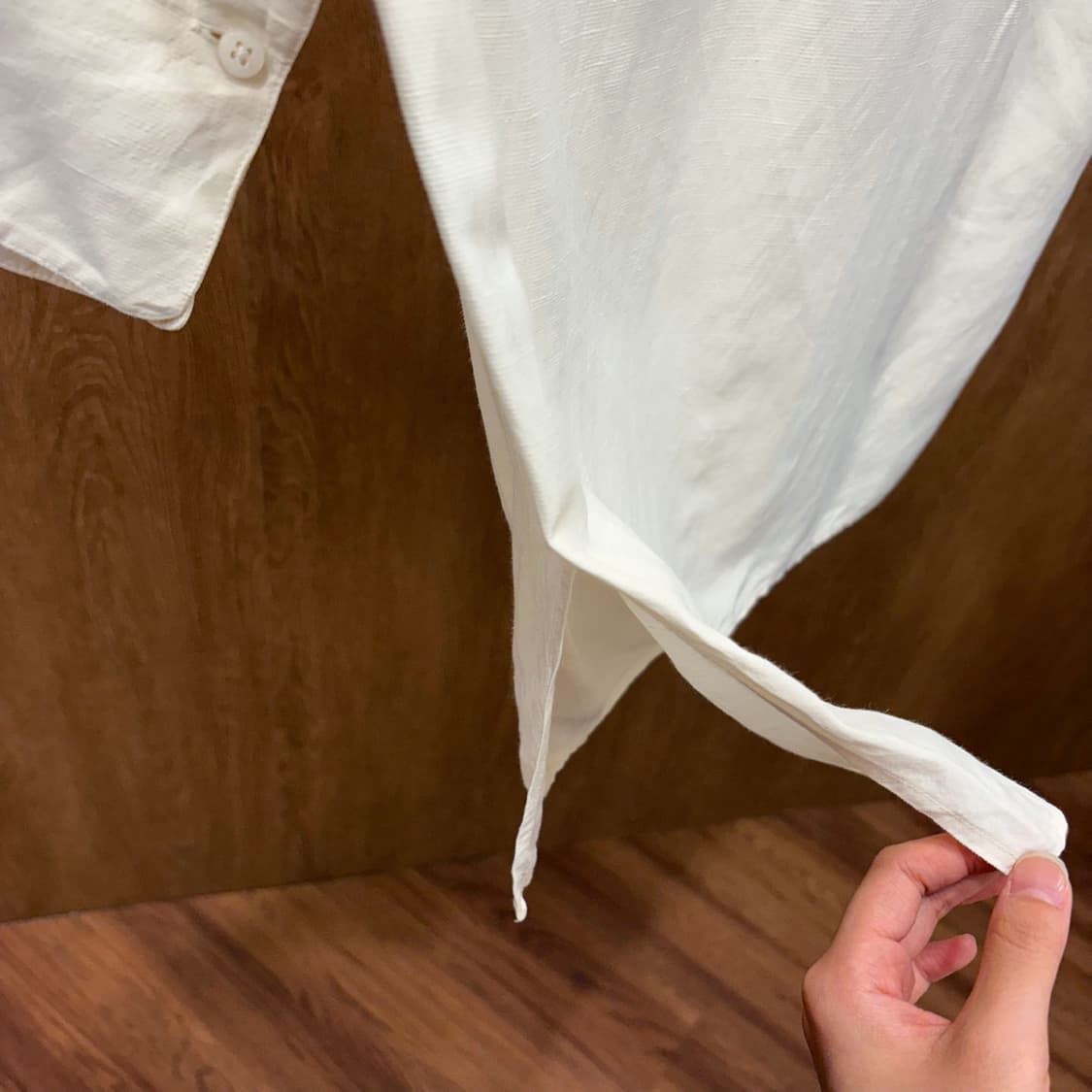 질샌더 7부 블라우스 숄더 핀턱 사이드 슬릿 디테일 루즈핏 아이보리 상품이미지8