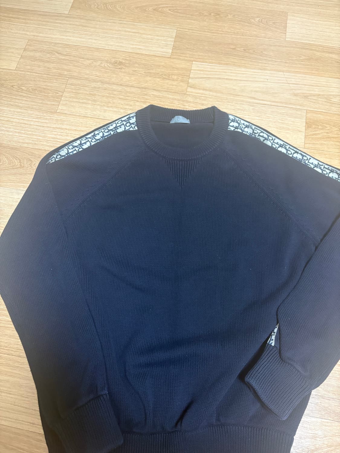 디올 니트 상품이미지3