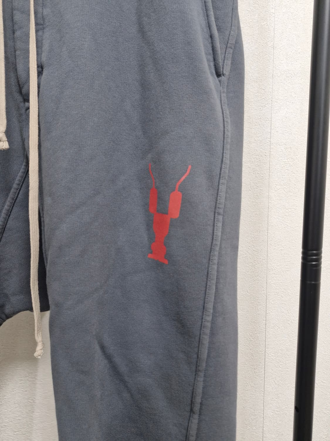 [XS] 릭오웬스 다크쉐도우 FW19 Flint/Cherry 스웻팬츠 상품이미지3