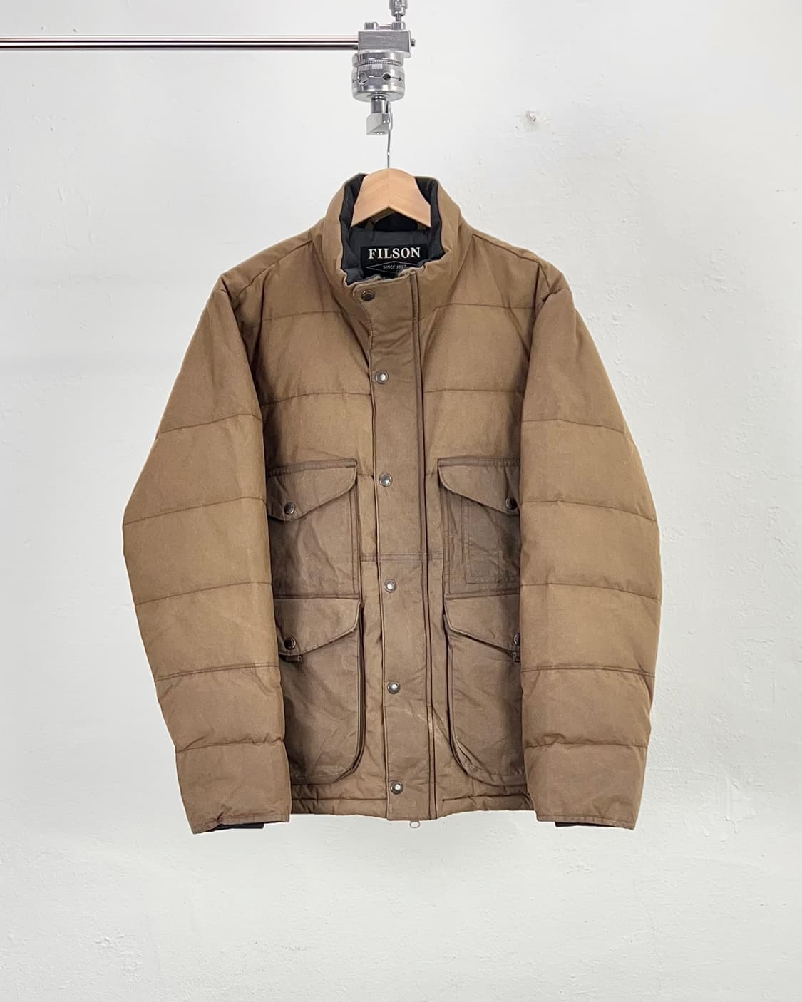 필슨 25fw 브라운 크루저 왁스 다운 퀼팅 패딩 자켓 상품이미지1