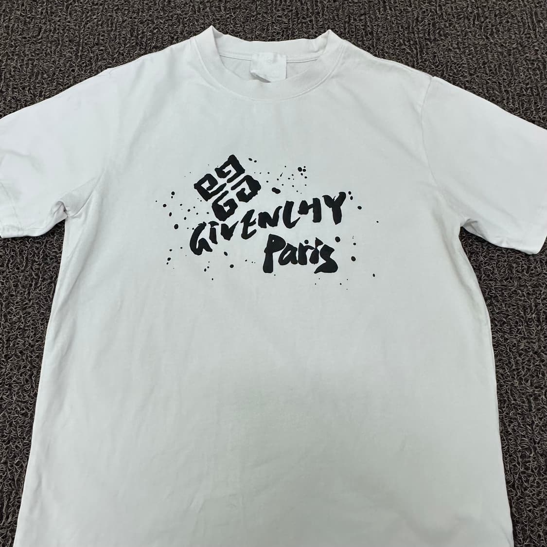 GIVENCHY 지방시 반팔티셔츠 M 상품이미지2