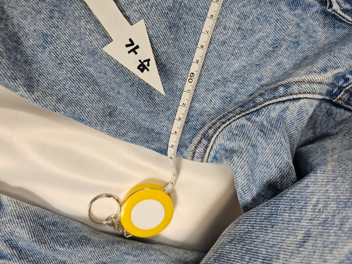 tyca엠보싱데님자켓 상품이미지7