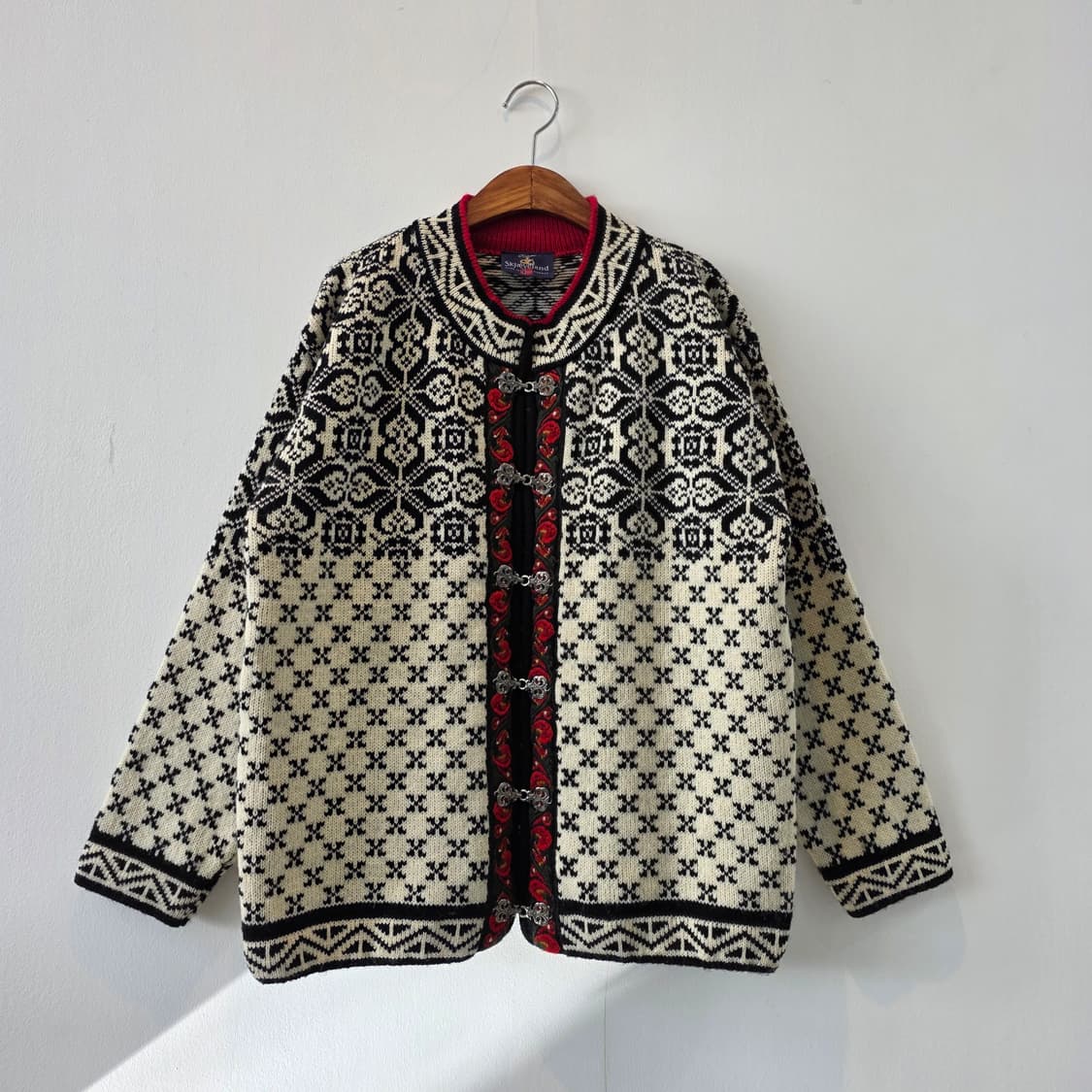 노르웨이 스예벨란드 노르딕 자수 울 100 빈티지 니트 가디건 상품이미지1