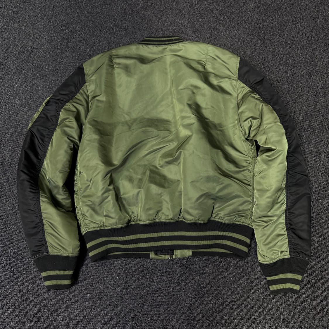 알파인더스트릿 MA-1 리버시블 항공점퍼 상품이미지5