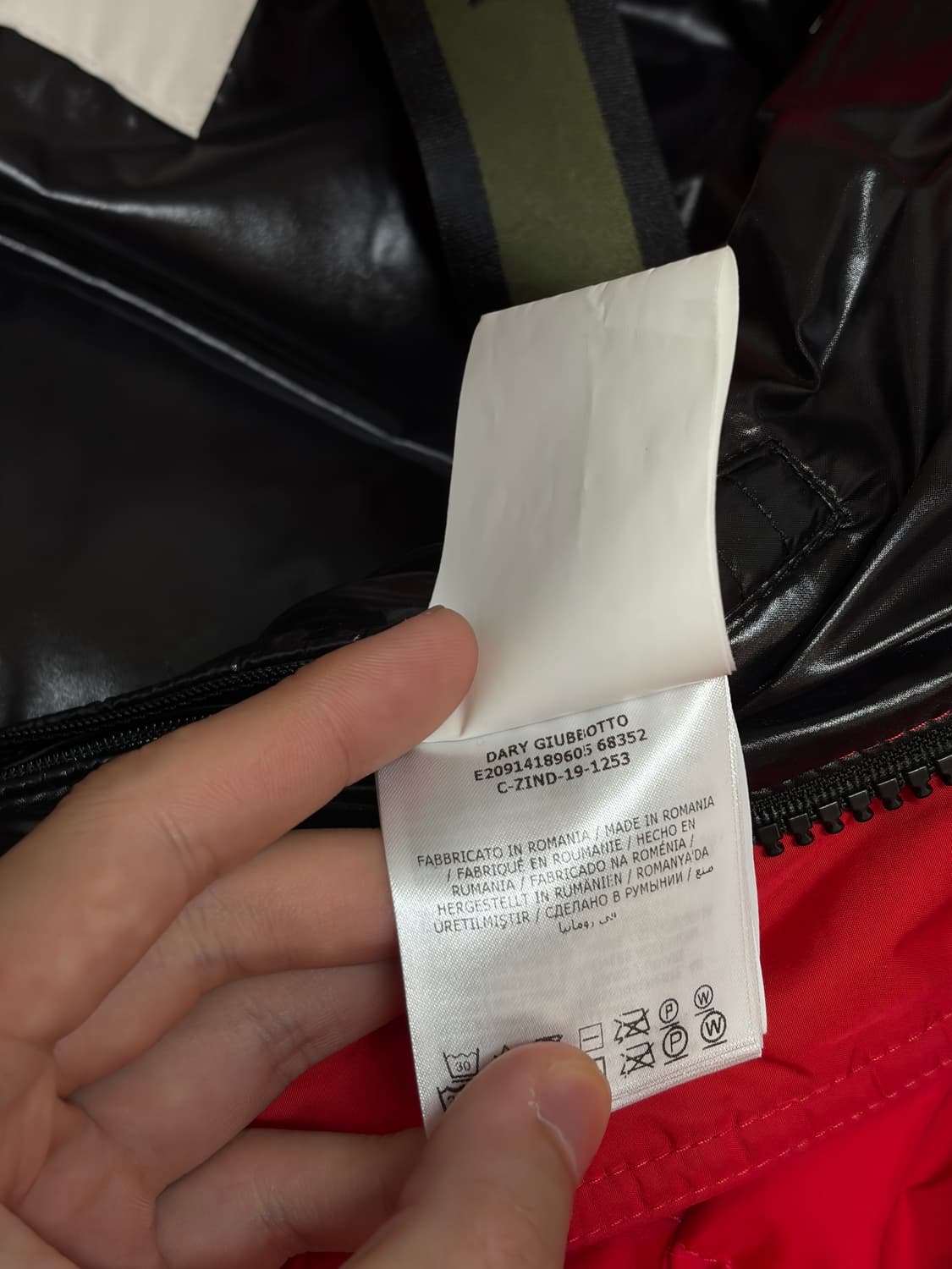 (매장판) 20fw 몽클레어 대장 패딩 3 상품이미지7