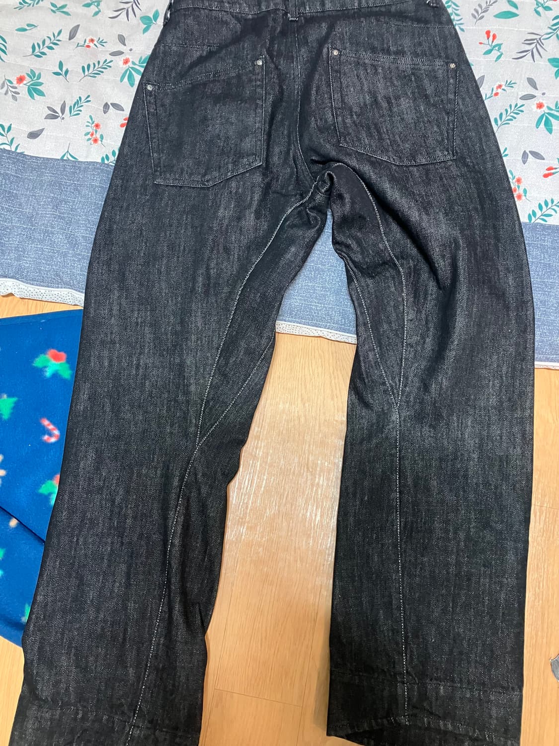 쿠어 트위스티드 데님팬츠 쉐도우블랙 S 상품이미지3