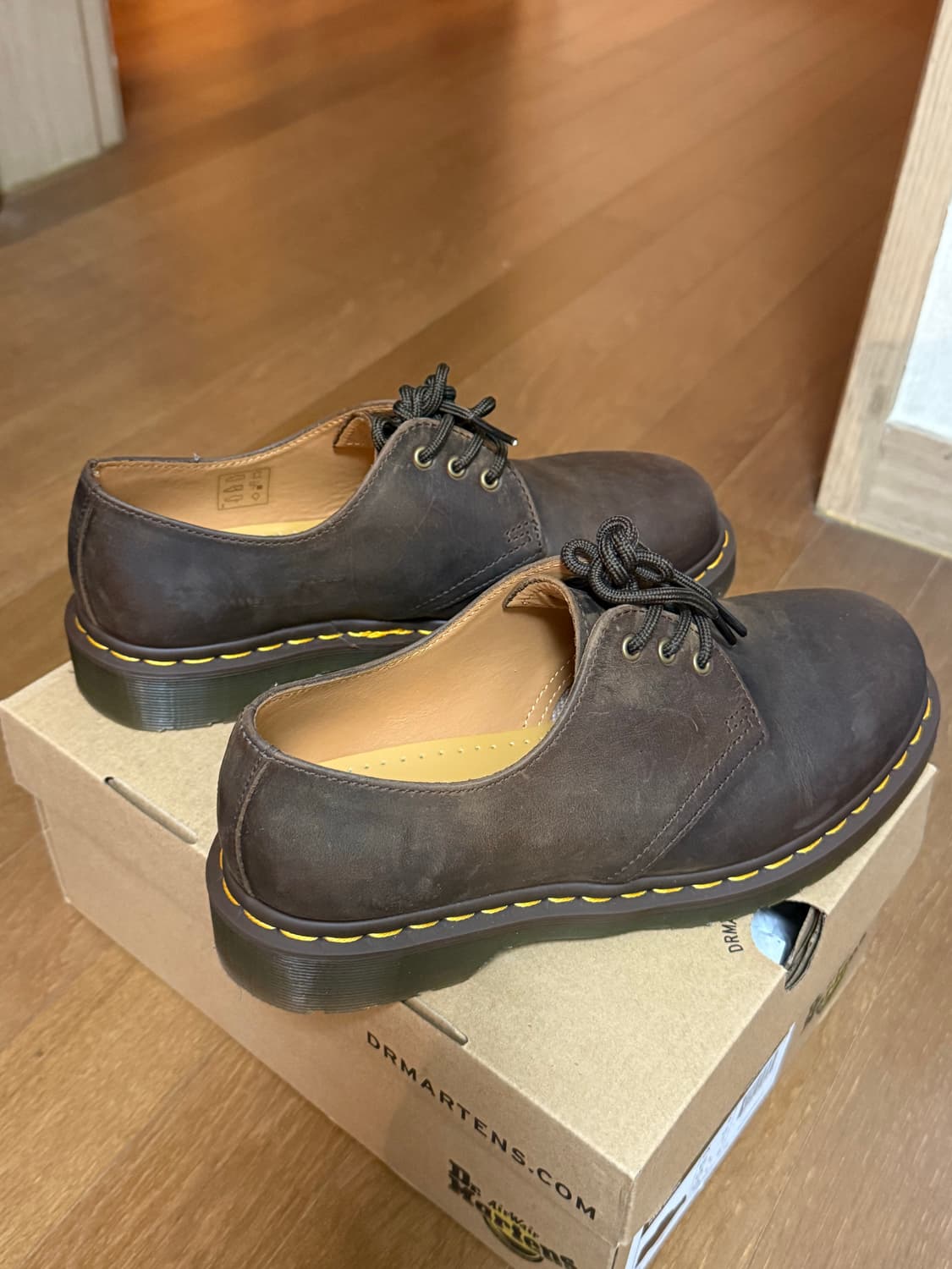 닥터마틴 1461 크레이지 호스 (1회 착용) 상품이미지3