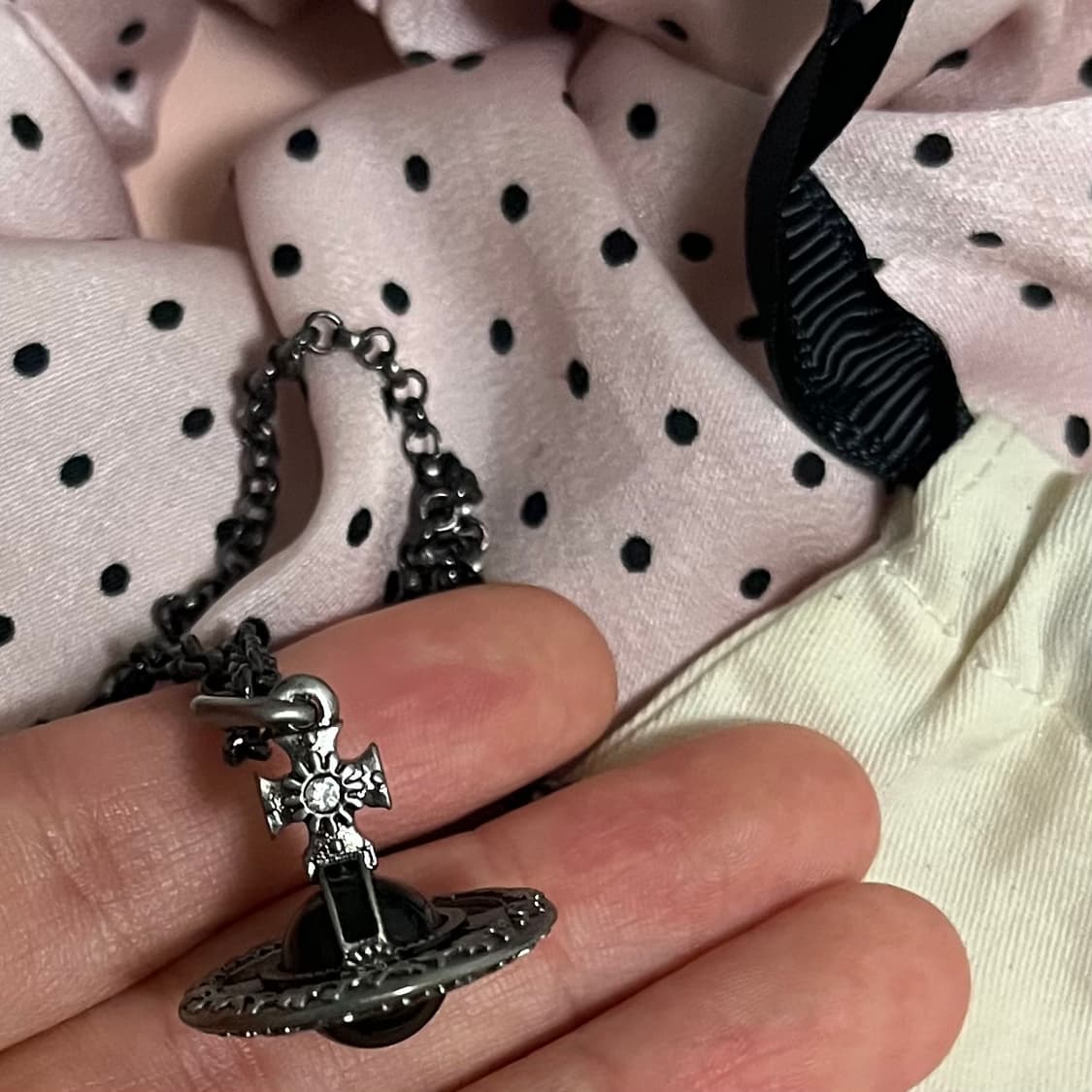 비비안웨스트우드 오리엔탈 orb 블랙 목걸이 상품이미지8