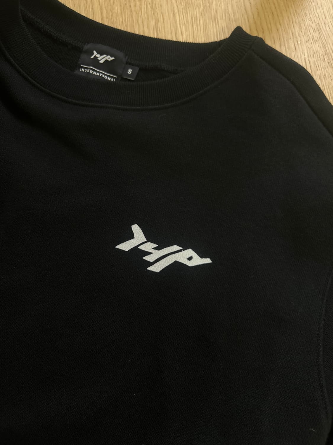 i4p 맨투맨 상품이미지1