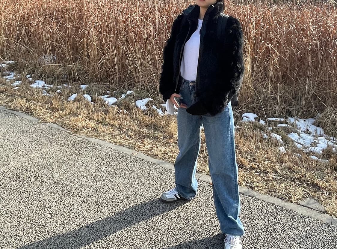 보헤미안서울 하이넥 퍼 자켓 블랙 상품이미지3