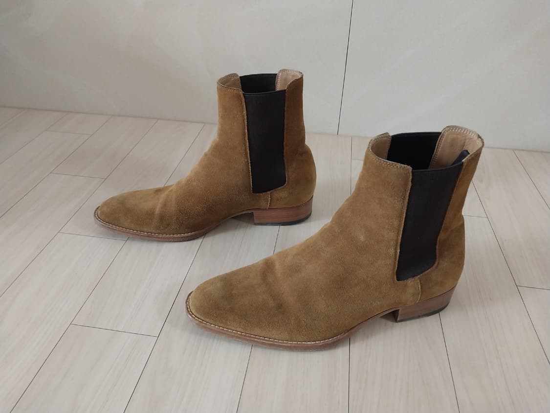 산드로 스웨이드 첼시 부츠 카멜 상품이미지1