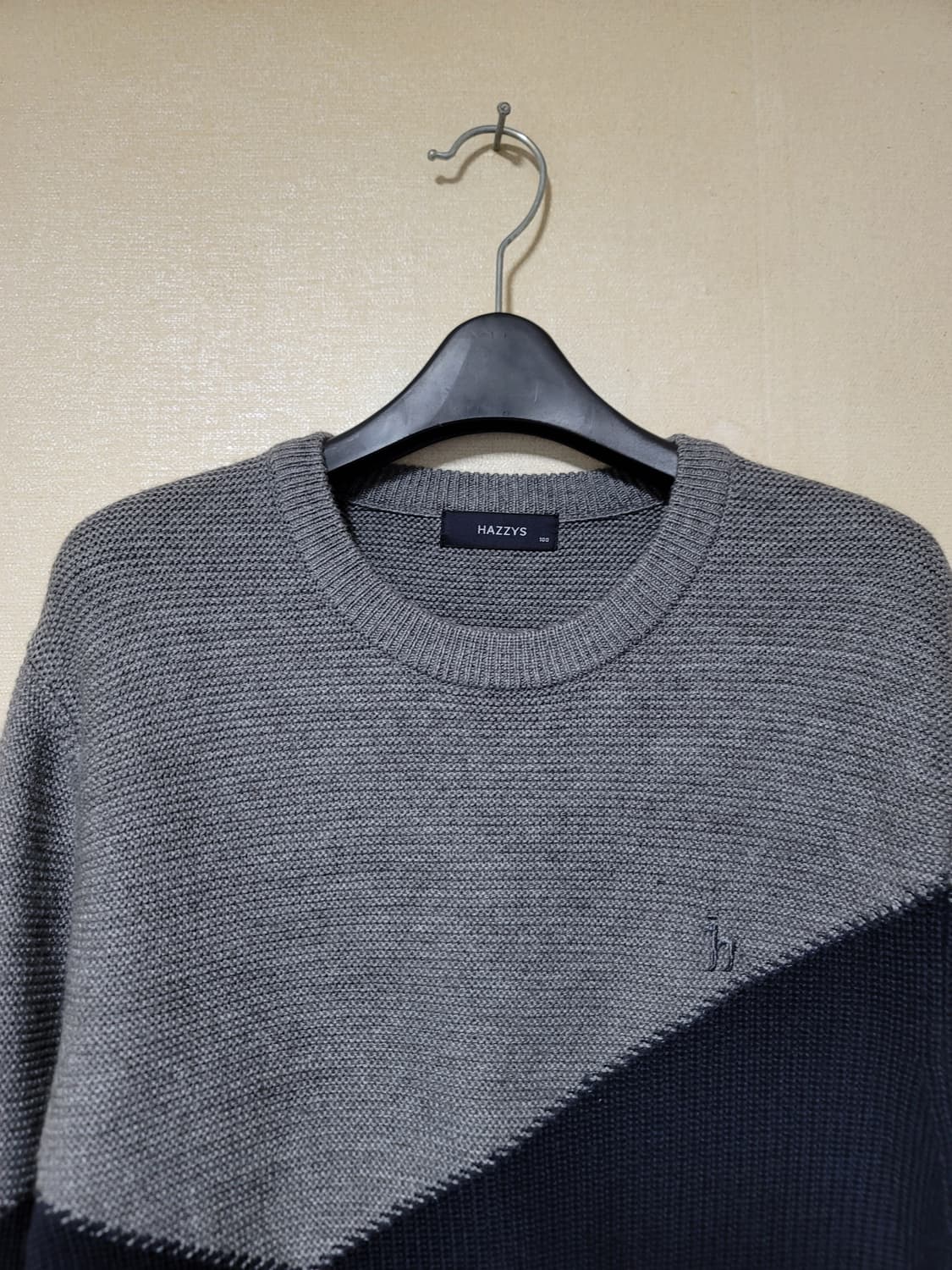 헤지스 컬러블럭 니트 상품이미지2