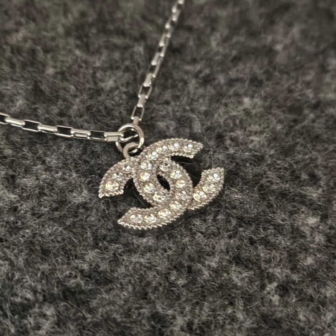 528 샤넬 큐빅 CC 빈티지 업사이클링 남자 써지컬 목걸이 상품이미지2