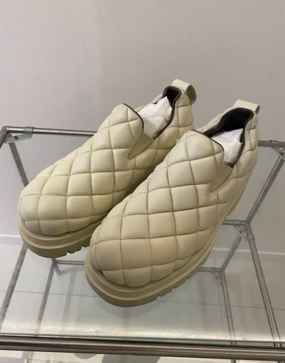 [42] 보테가베네타 퀼팅 레더 가죽 슬립온 더비 슈즈 상품이미지1