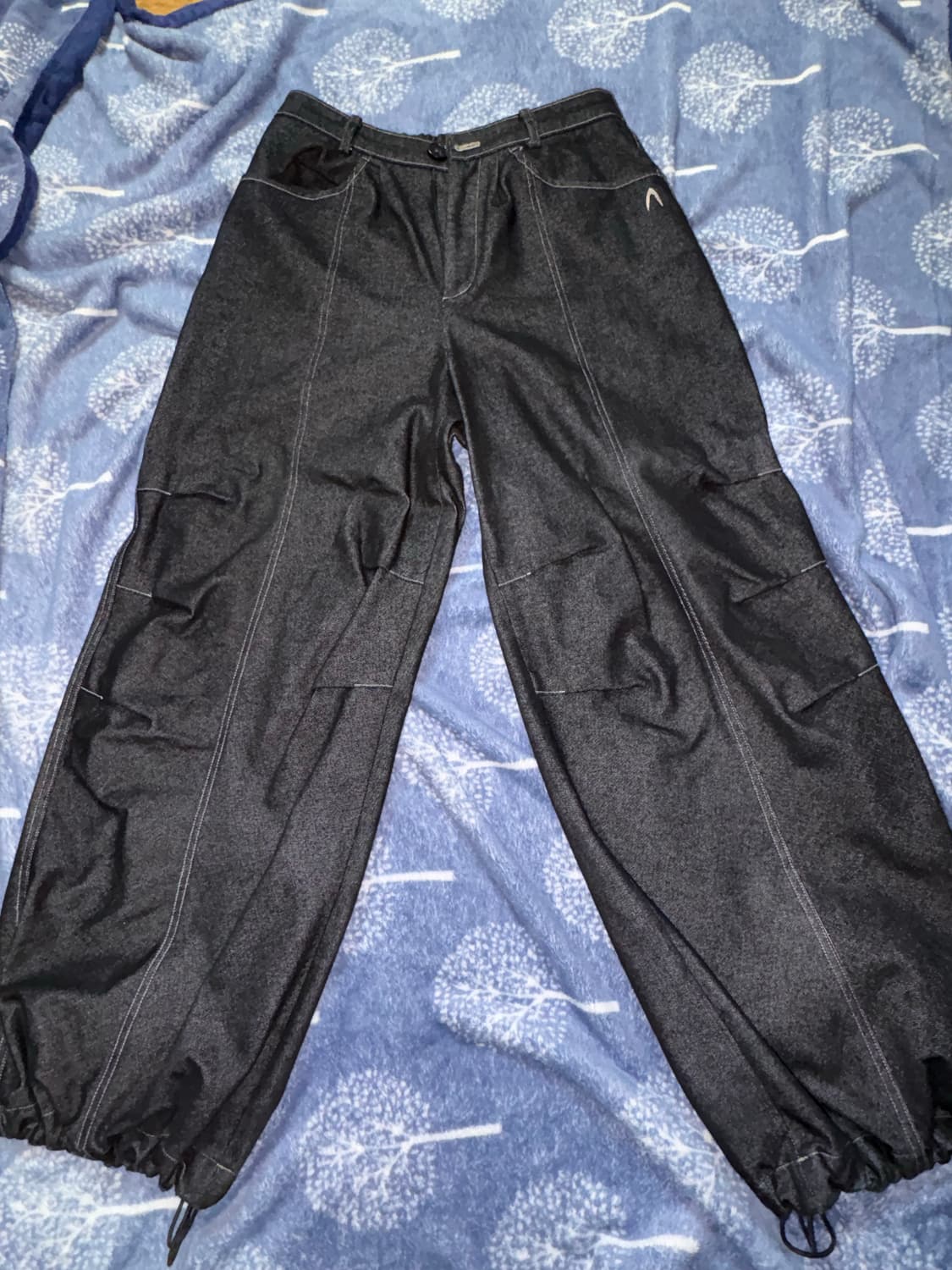 아캄 AAKAM 데님 턱 팬츠 블랙 상품이미지6