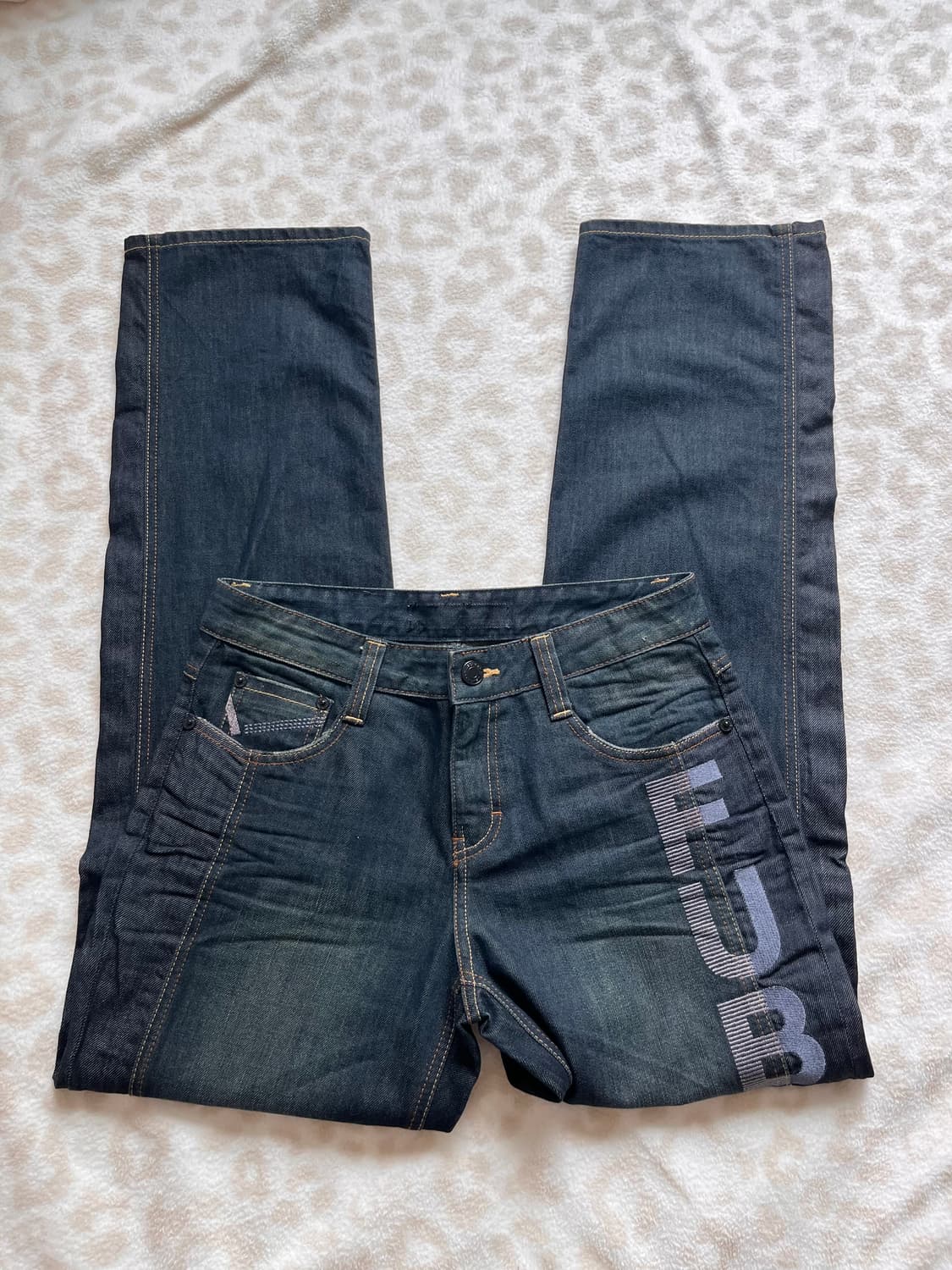 FUBU lettering dark blue denim pants 상품이미지1