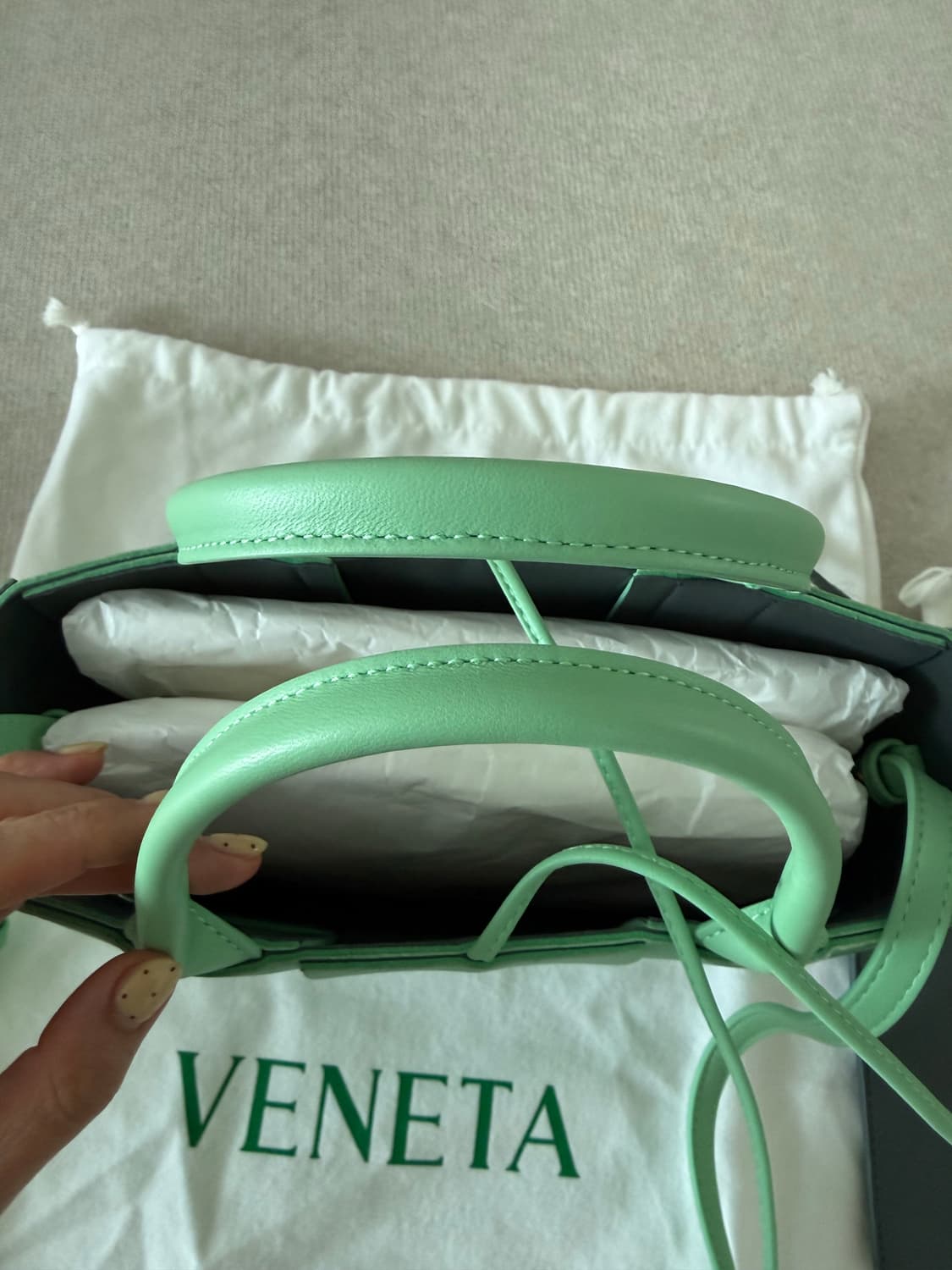 보테가베네타 미니 아르코 토트백 상품이미지9