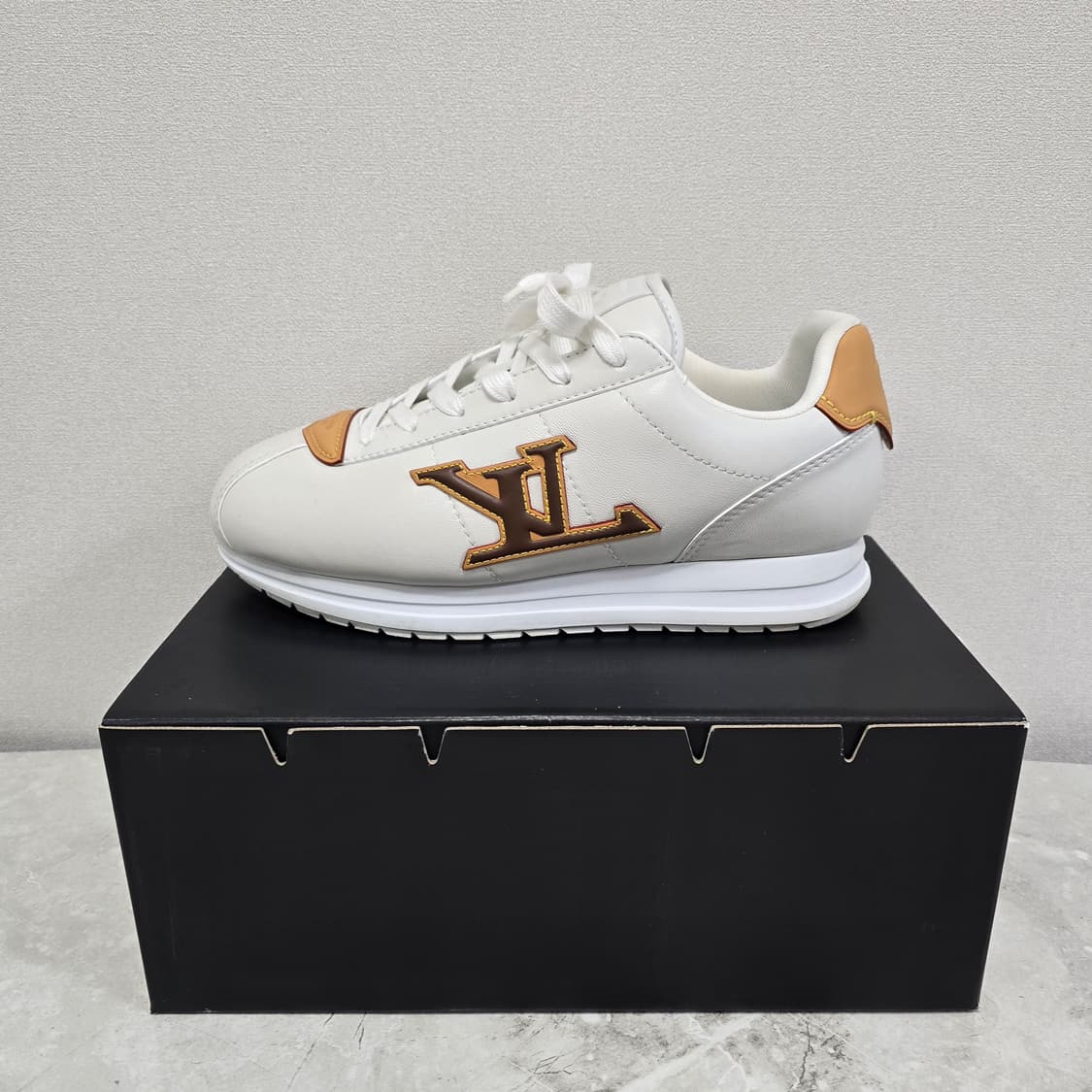 25fw 루이비통 LV 버터소프트 스니커즈 신발 9사이즈 280 285 상품이미지1