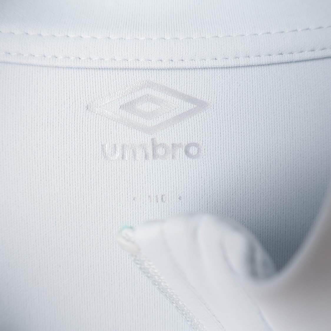 110/새상품 엄브로 성남FC 트레이닝 반집업 탑 상품이미지6