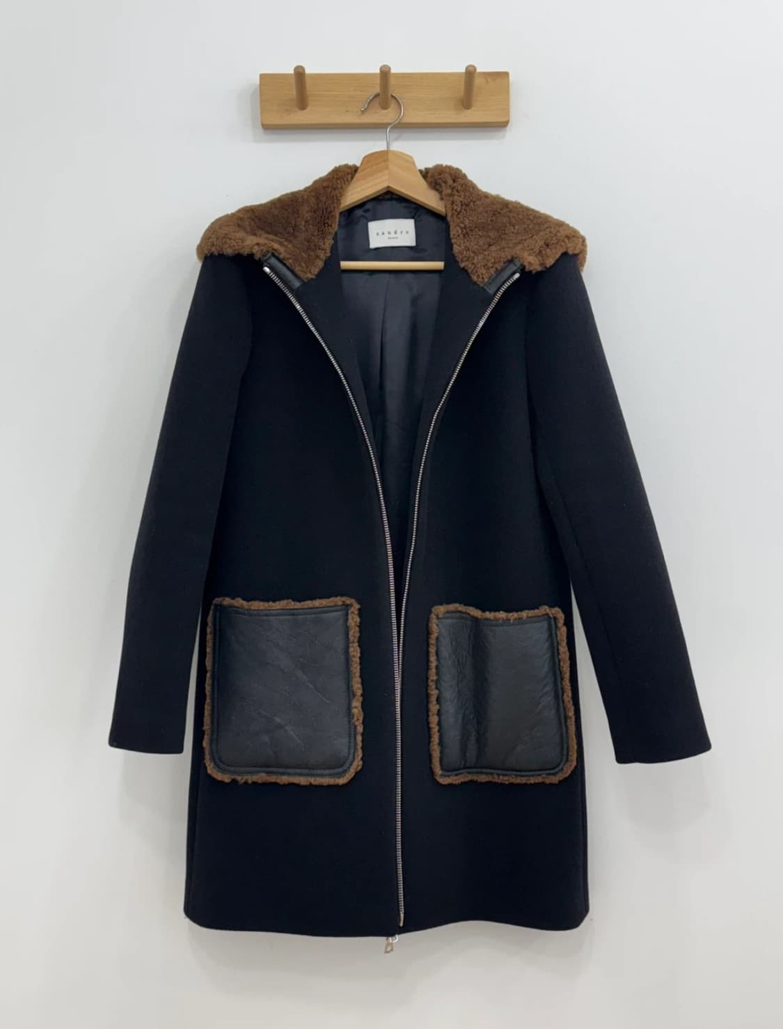 산드로 시어링 가죽 후드 코트 상품이미지1