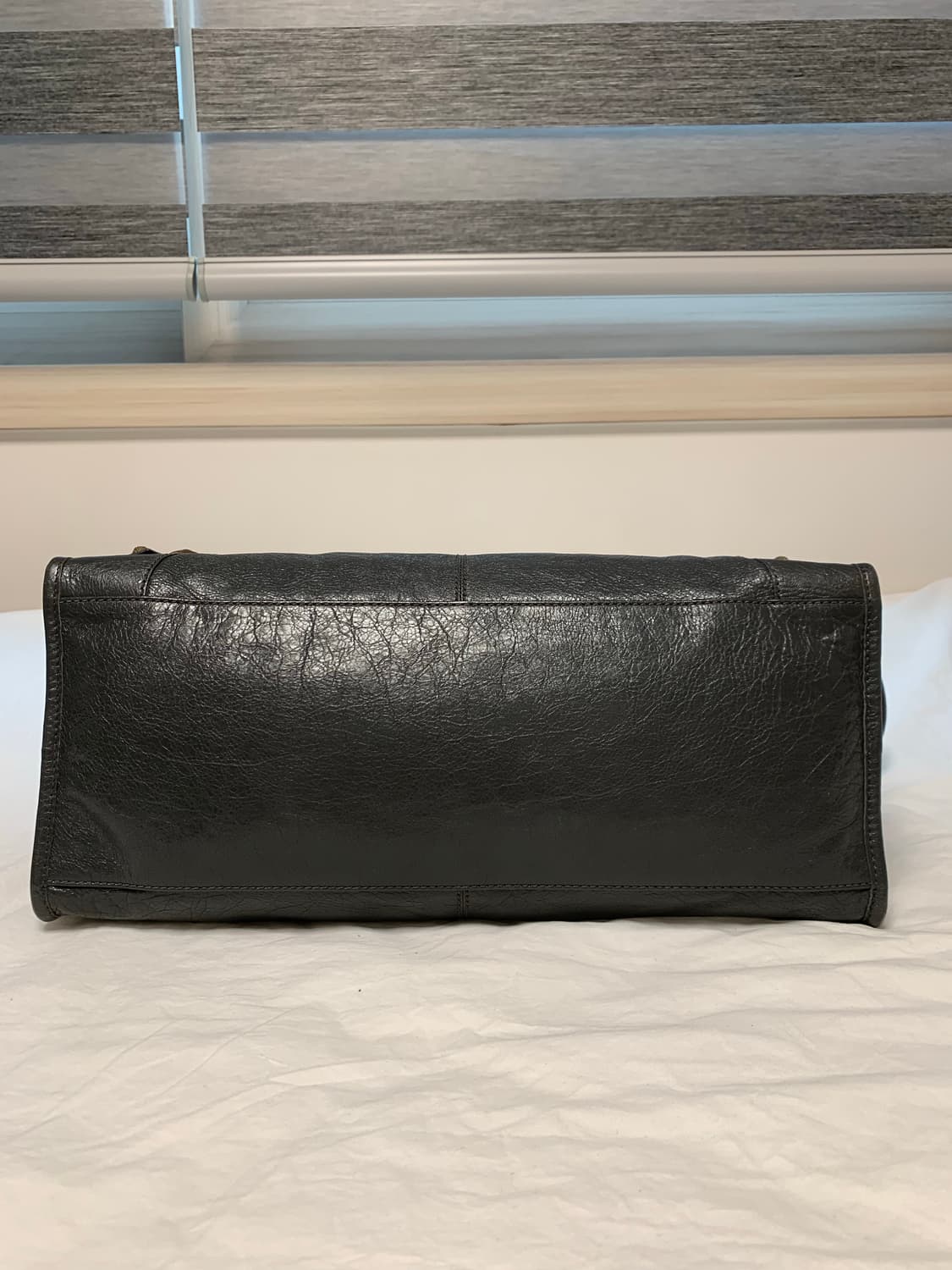 발렌시아가 모터백 울프 그레이 L 상품이미지3