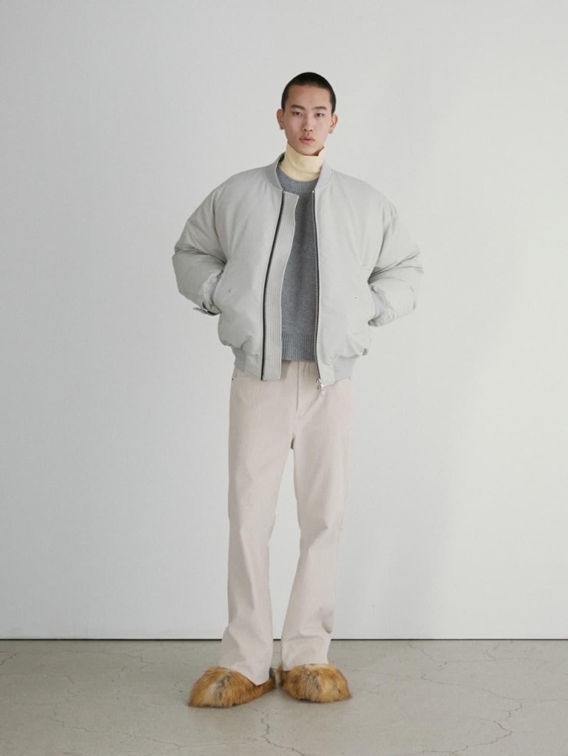 [할인] 렉토 24F/W 컴팩트 라운드 넥 스웨터 니트 그레이 상품이미지5