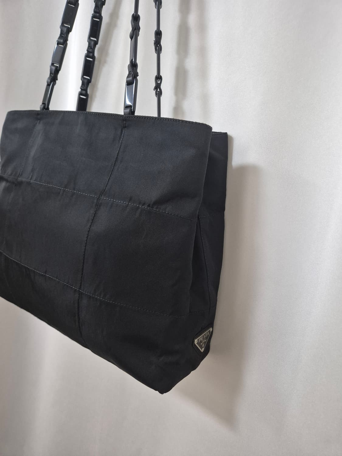 프라다 사이드로고 숄더백 상품이미지2