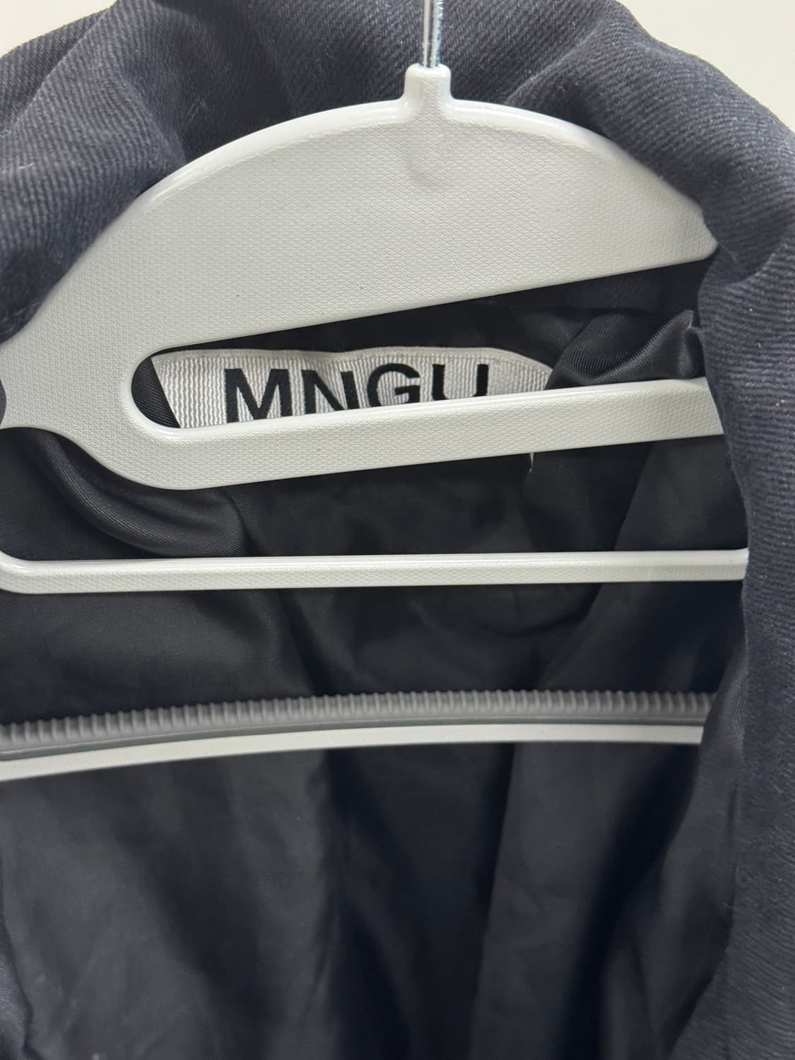 MNGU 블랙 데님 패딩 자켓 상품이미지2