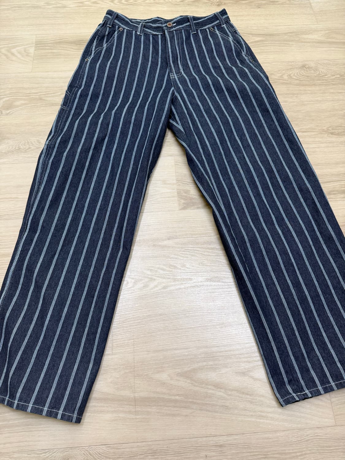 맥우드건 파번 7505 카펜터 와이드핏 스트라이프 다크인디고 데님팬츠 상품이미지3