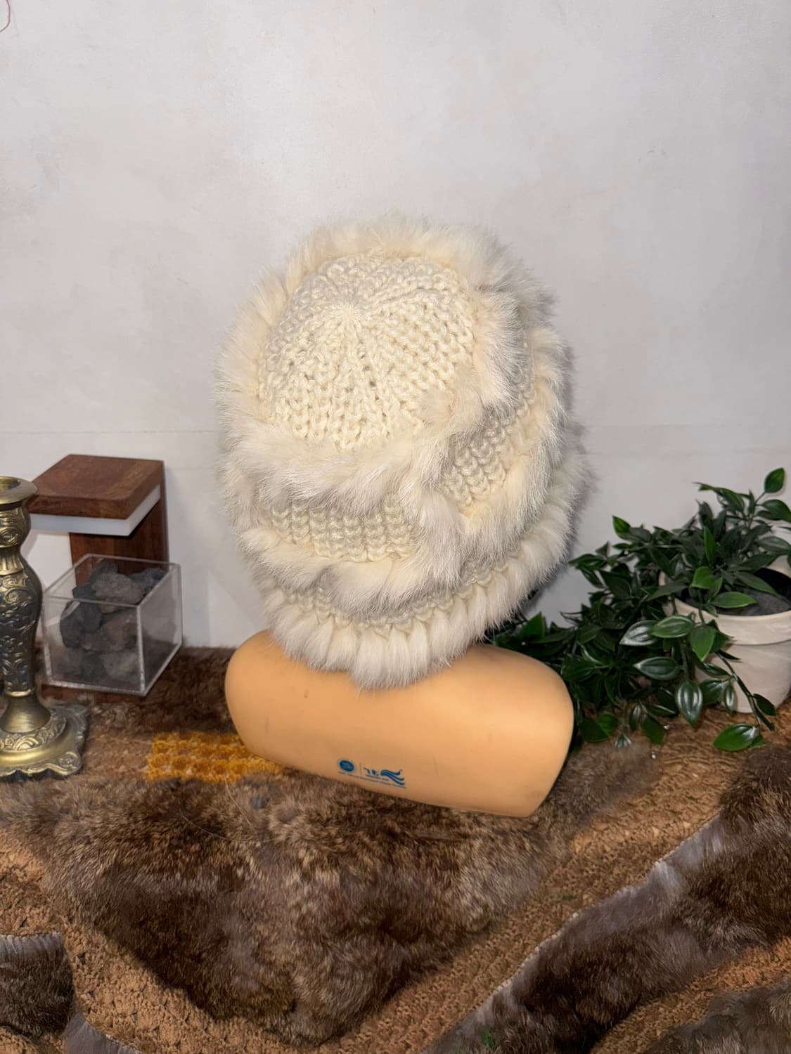Ivory fur trimming knit bucket hat 상품이미지3