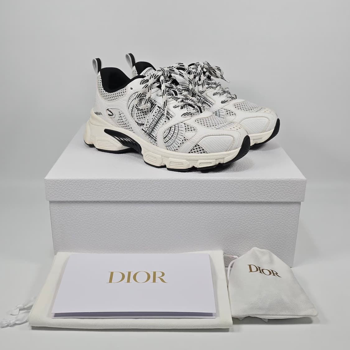 디올 크로노 스니커즈 ( 225 ) 상품이미지1