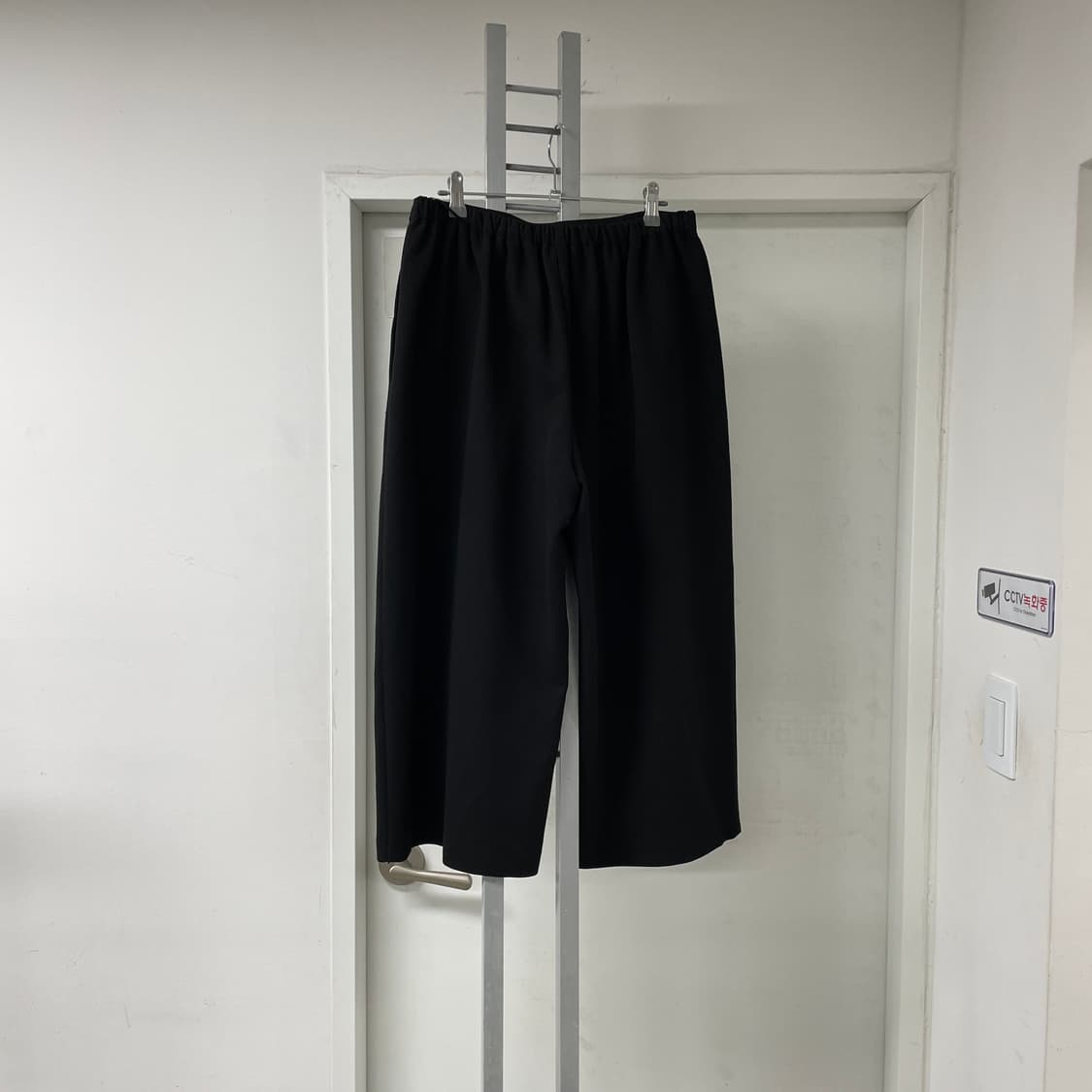 N21 누메로벤투노 블랙 와이드 팬츠 40(W) 상품이미지4