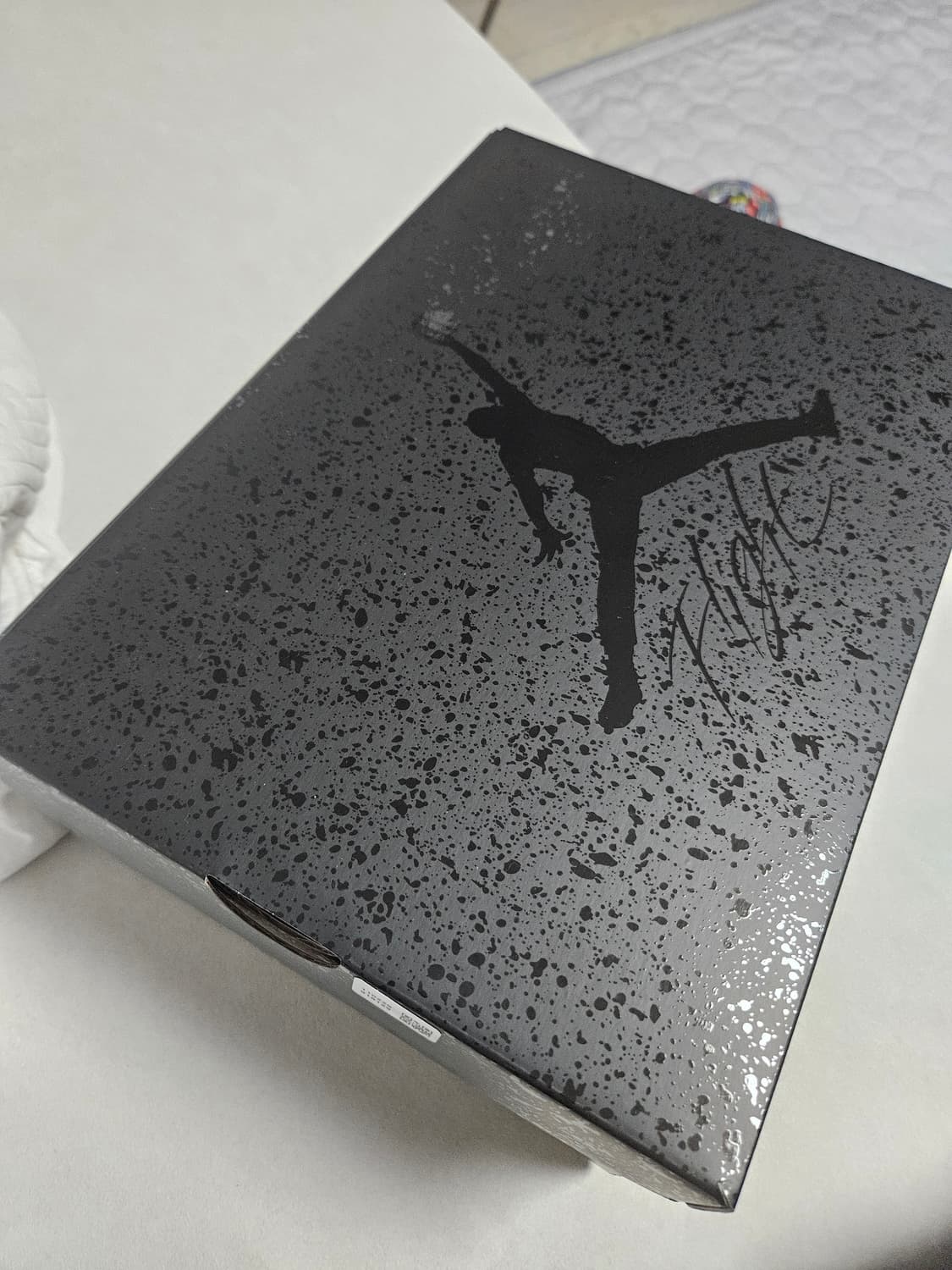 직거래시(32.5천)새상품 나이키 에어 조던 4 레트로 블랙캣 260mm 상품이미지1