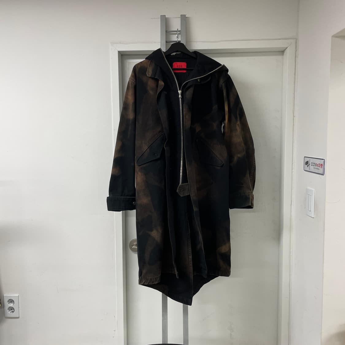 424 X ARMES 타이다이 피쉬테일 야상 M 상품이미지1