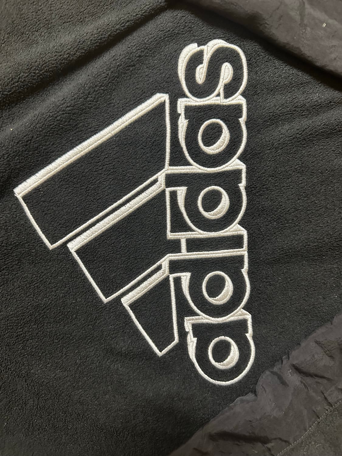 아디다스 빅로고 폴라 플리스 후드티 블랙 (L사이즈) 상품이미지4