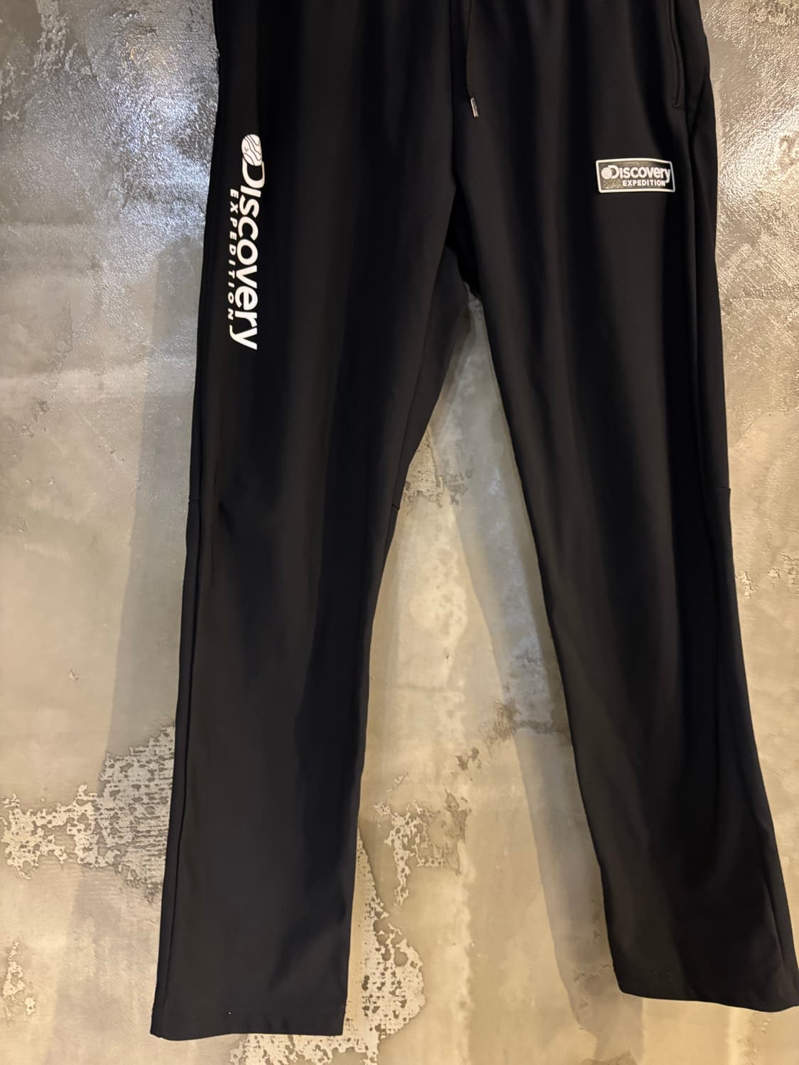 디스커버리 블랙 트레이닝팬츠 L 상품이미지3