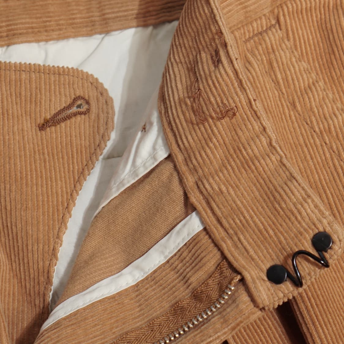 이스트로그 핀턱 코듀로이 팬츠 상품이미지8