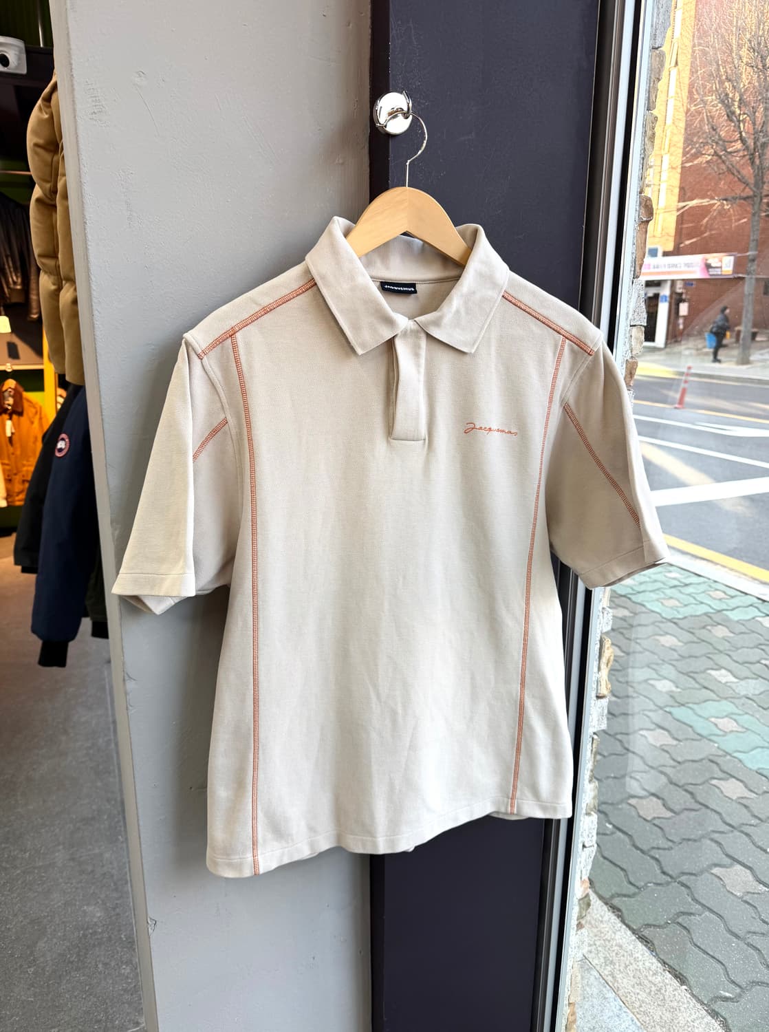 L/ 자크뮈스 바닐라 심 디테일 폴로 반팔 상품이미지3