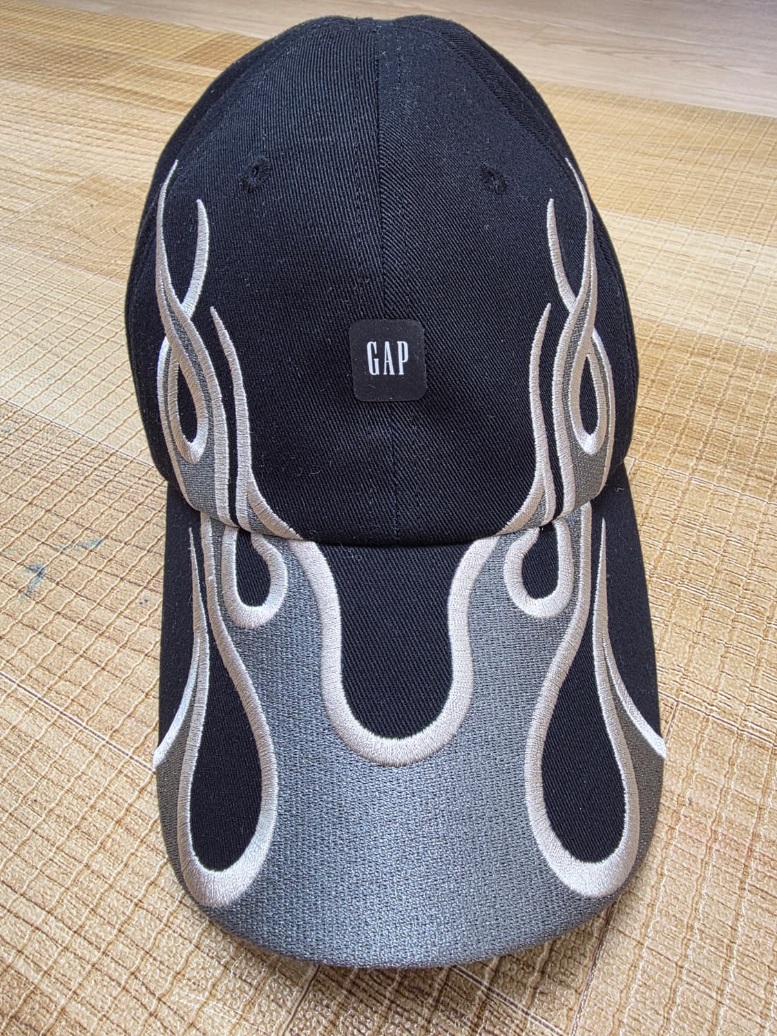 이지 갭 엔지니어드 바이 발렌시아가 플레임 캡 모자 상품이미지1