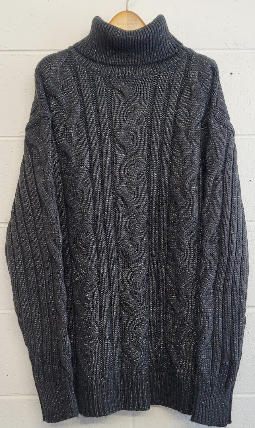 [110.XXL] NO Brand 꽈배기 케이블 목폴라니트 판매 상품이미지1