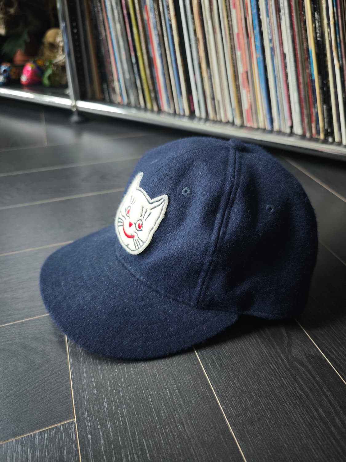 이벳필드 고양이 자수 울캡 상품이미지3