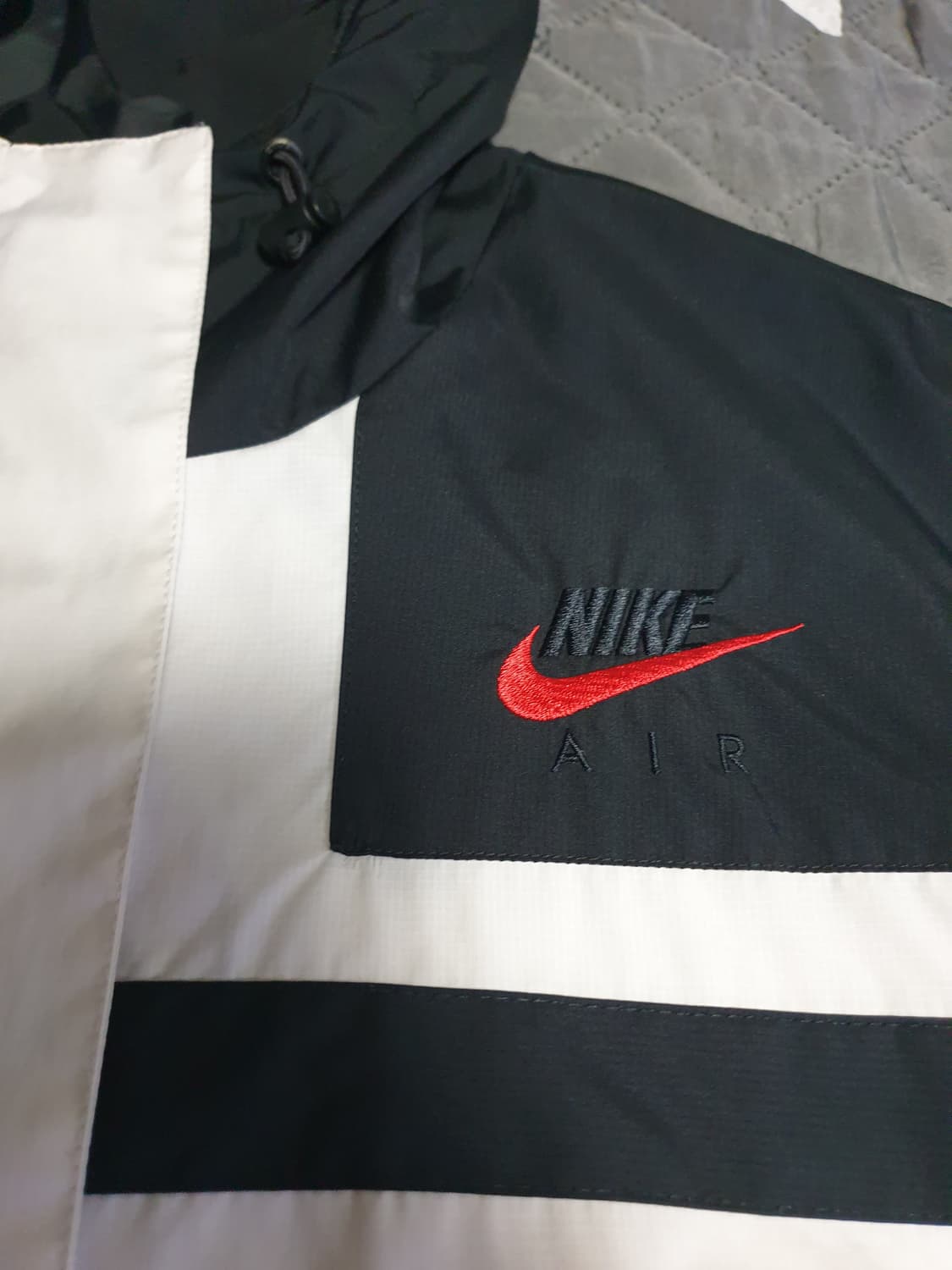 나이키 에어 우븐 하프집업 후드 아노락 검횐 (XXL) 상품이미지2