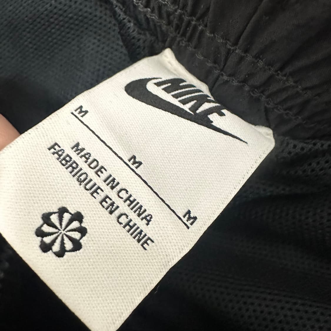 NIKE 스우시 나일론 조거팬츠 운동복 바지 블랙 M 상품이미지3