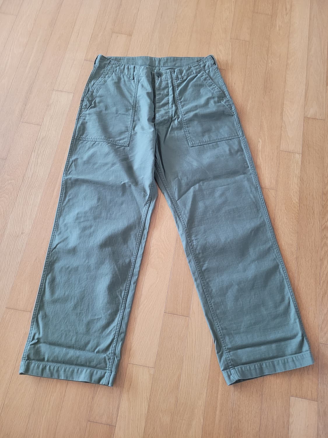 아웃스탠딩 퍼티그팬츠 l 상품이미지3