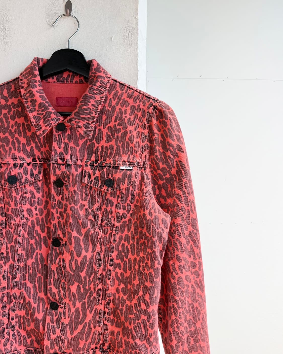 마더 핑크 더 퍼피 브루저 데님 트러커 자켓 상품이미지5