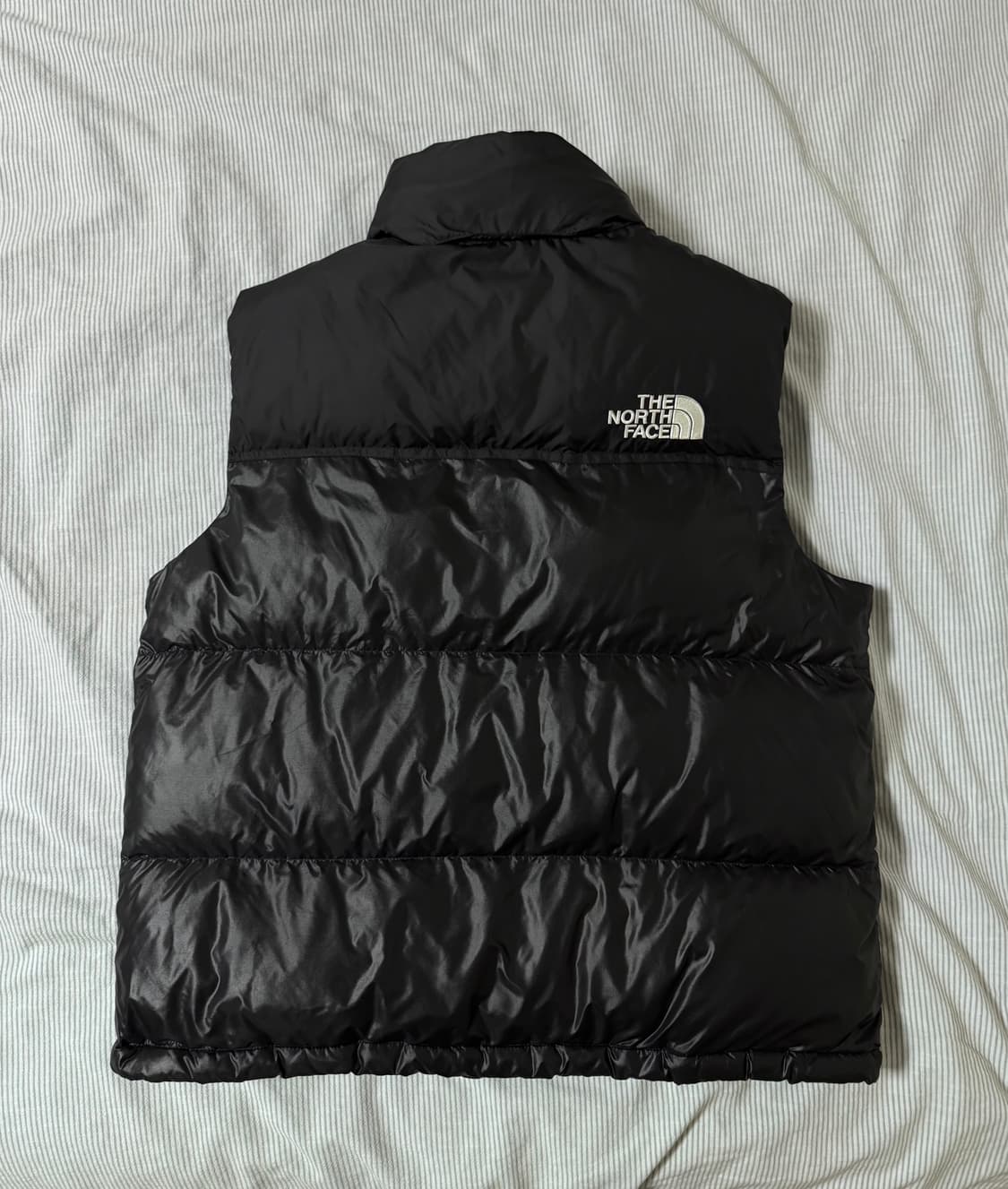 노스페이스 눕시 하이브리드 다운 볼 베스트 블랙 상품이미지2