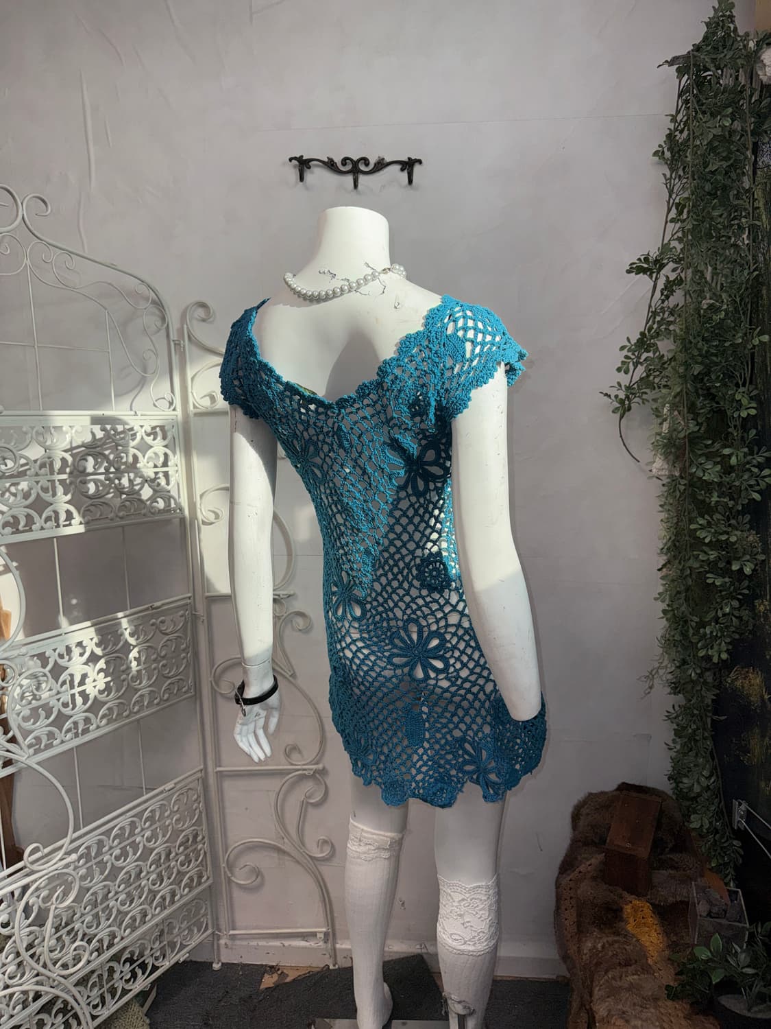 Turquoise sheer floral crochet ops  상품이미지2