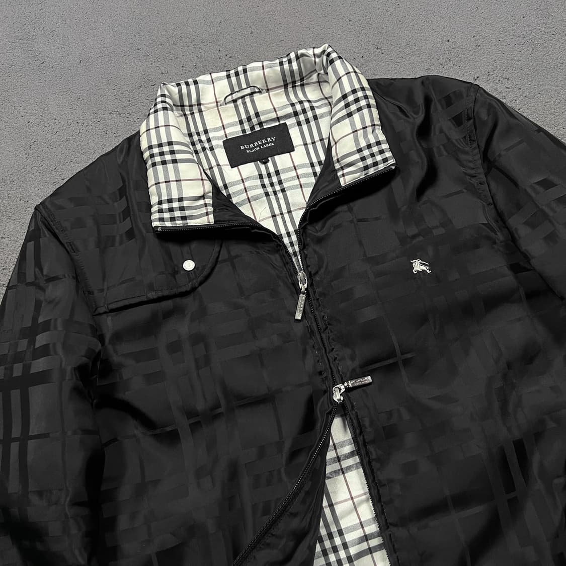 버버리 블랙라벨 자수로고 투웨이 체크 자켓 상품이미지1