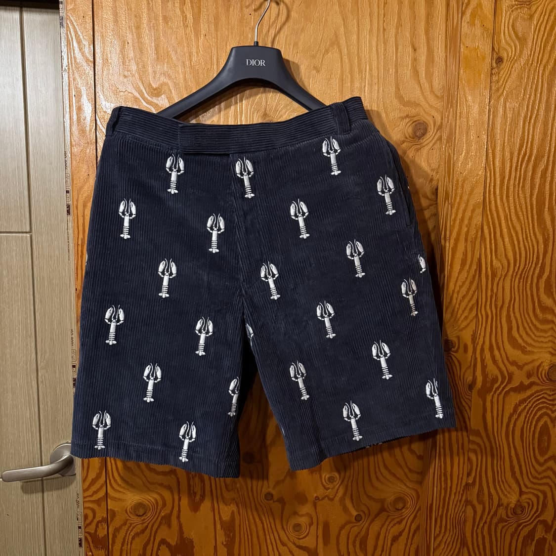 톰브라운 코듀로이 스콜피온 반바지 판매 합니다. 상품이미지1