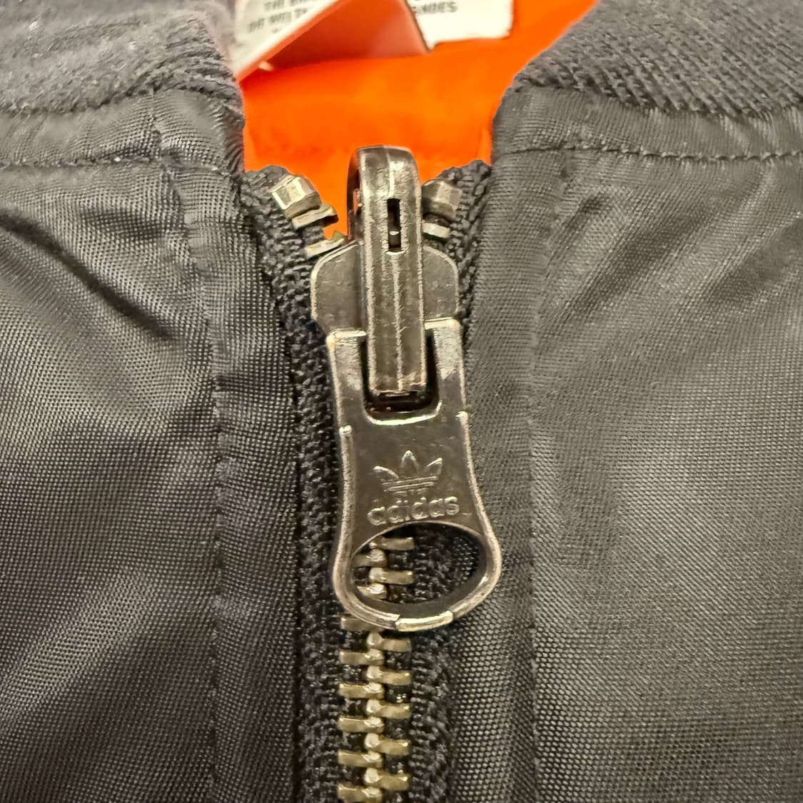 아디다스 블랙 숏패딩  상품이미지8